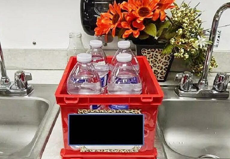 Managing Water Bottles in the Classroom