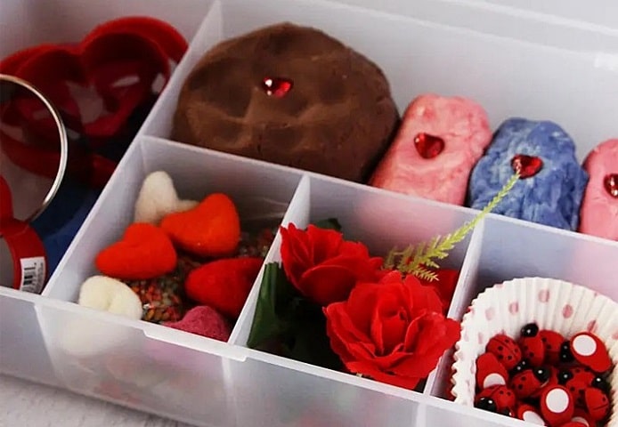 Valentine’s Day Play Dough Kit