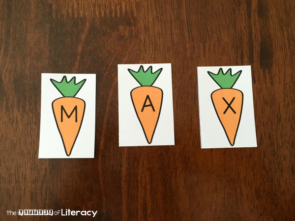 Spring is in the air with this hands on peas and carrots alphabet sensory bin! Match letters, work on names, or build words with these printable letters.
