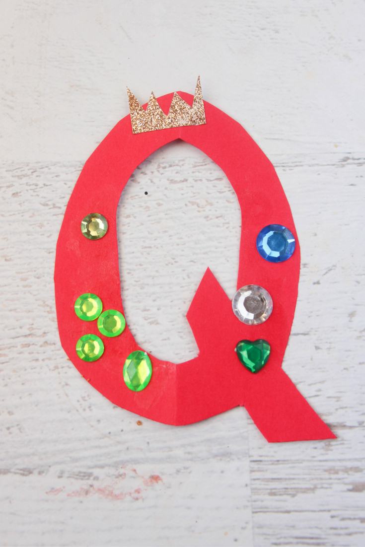 Naturally, a K is for King Letter Craft needs his Q is for Queen Letter Craft for our Letter Q craft. They make quite the majestic pair in our Kindergarten Letter Crafts series!