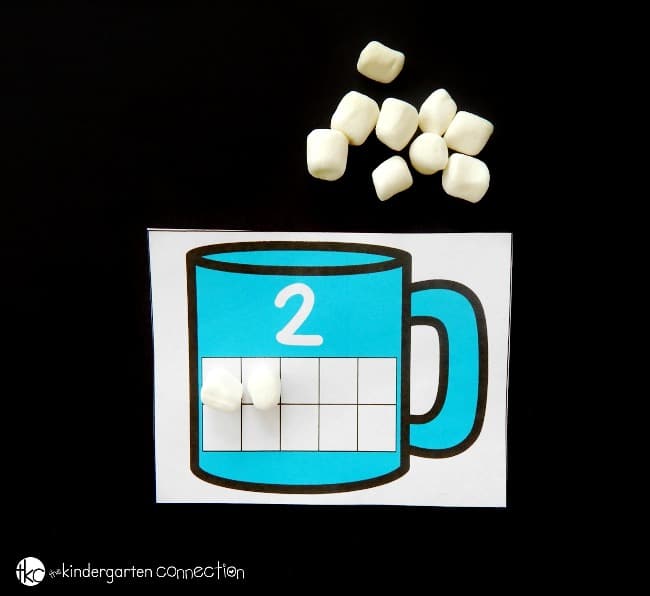 These hot chocolate ten frame cards are great for Pre-K and Kindergarten students to build their counting and one to one correspondence skills!