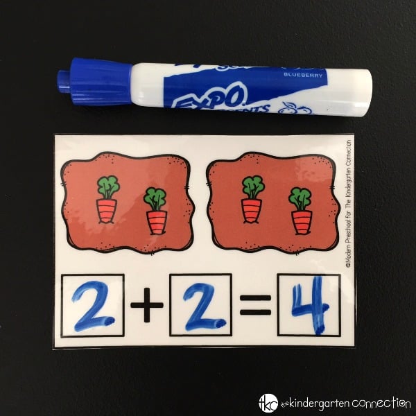 Practice addition with these free printable carrot counting addition cards! Practice math hands-on, without timed tests or flash cards.