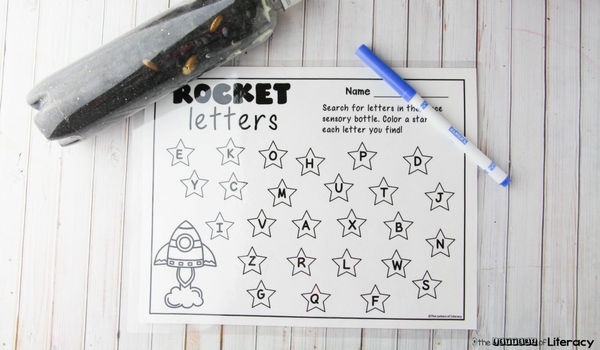 Space Alphabet Sensory Bottle with FREE Printable for pre-k and kindergarten!