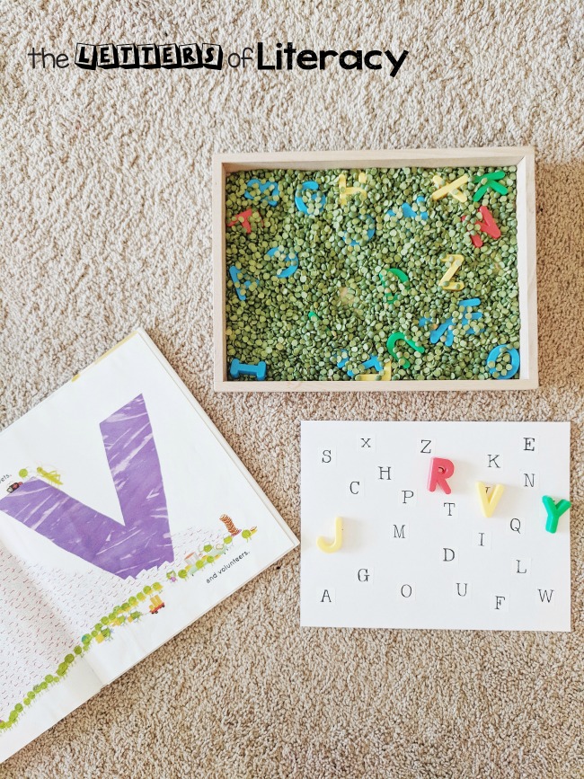 FREE Letter Match Sensory Bin Printables for pre-K and Kindergarten!