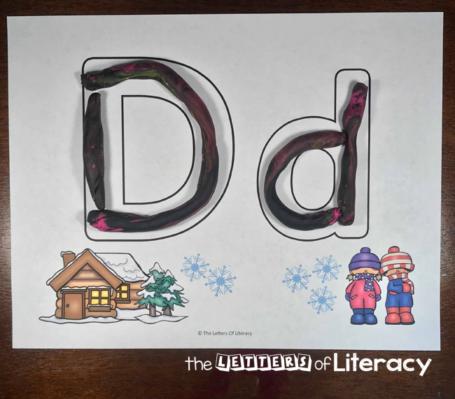 FREE Printable Alphabet Play Dough Mats fro Pre-K and Kindergarten literacy centers!