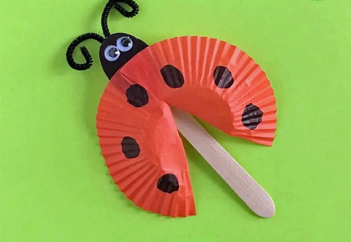 Ladybug Spoon Puppet Craft for Kids