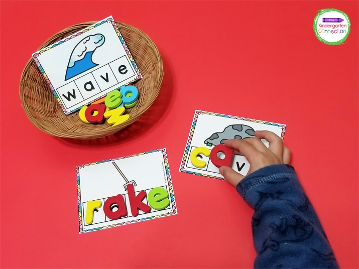 Kiddos will practice building CVCe words for all long vowel sounds with these CVCe Word Builders.