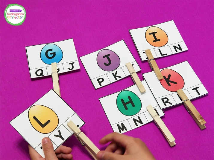 Students strengthen letter recognition skills by clipping the letter that matches the Easter egg on the clip card. 