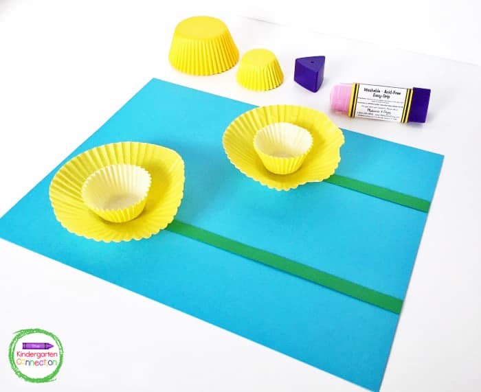 Attach the small cupcake liners to the middle of the large ones with glue and your spring craft is done!