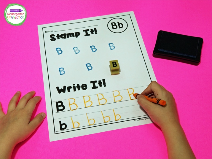 Students fill up the top line by writing the uppercase letter. Then, they practice the lowercase version on the bottom line.