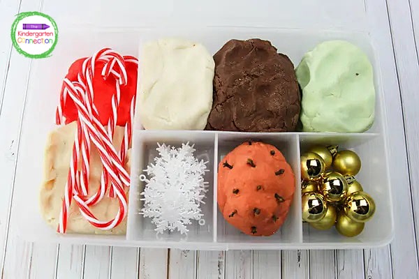 This Christmas play dough kit is so simple and so fun.