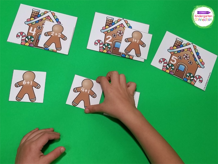 To play this game, spread the gingerbread houses out on a table and match the addition gingerbread men to the correct house.