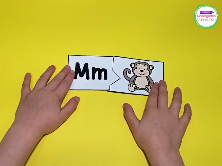 To prep these beginning sound puzzles,  simply print, laminate, and cut apart on the solid lines.