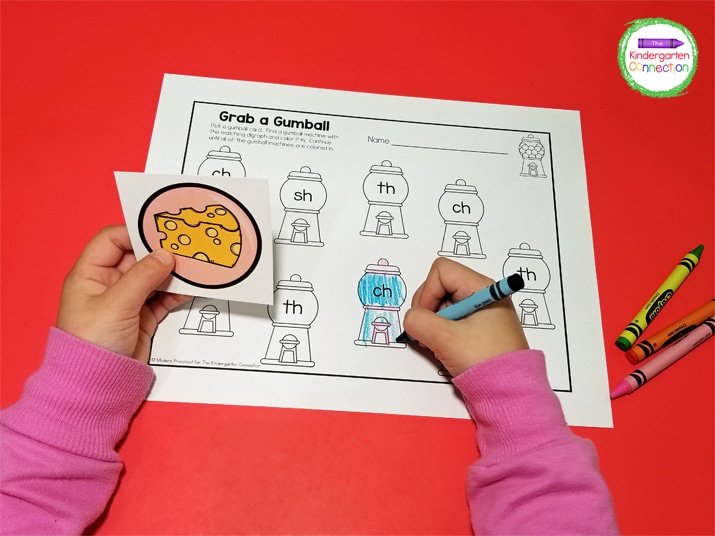 This activity includes fun gumball digraph cards and a matching recording sheet for coloring.