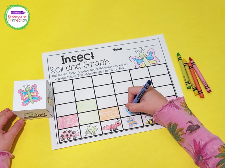The insect recording sheet and printable die include fun pictures of 6 different bugs.