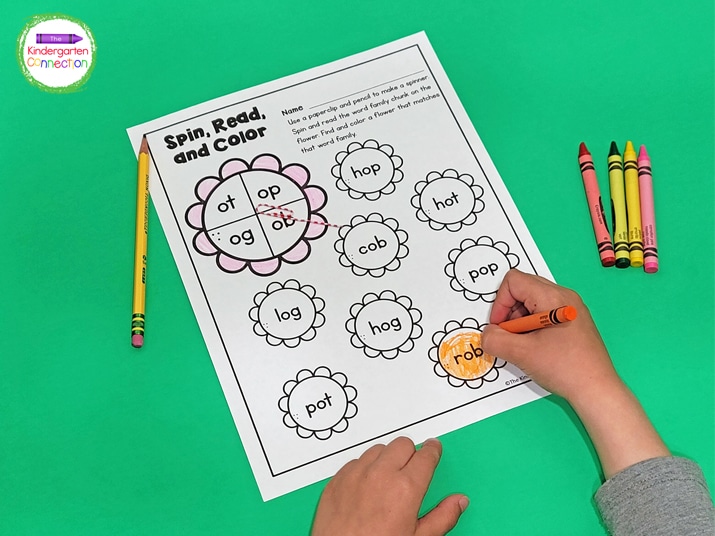 In this activity, students spin the spinner and color a flower to match the word family that they land on.