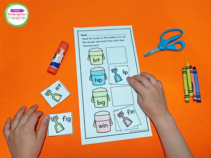 For this activity, kids read the words on the buckets and cut and glue the rhyming words on the shovels.