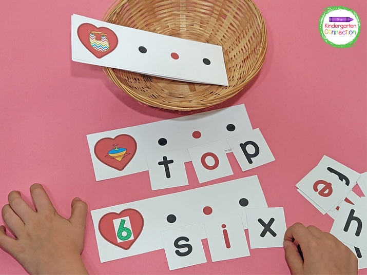 Students will identify each letter sound in the CVC words and spell the words on the picture cards.