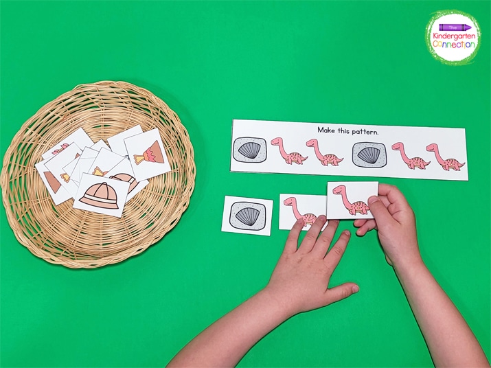 Students can use the dino-themed picture cards to copy the patterns on the cards.