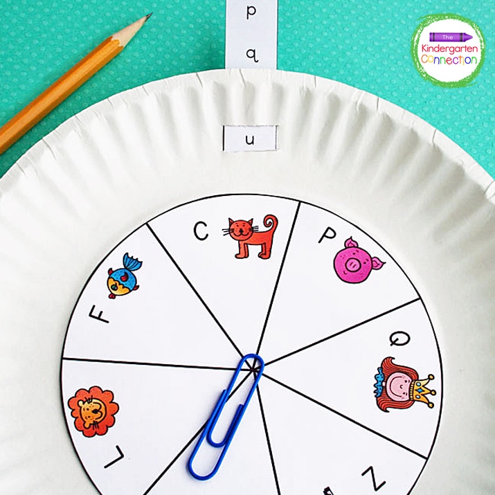 This uppercase and lowercase letter matching activity has both a spinner and a slider. Kids spin the spinner to get a capital letter. Then, they slide the slider to the matching lowercase letter.